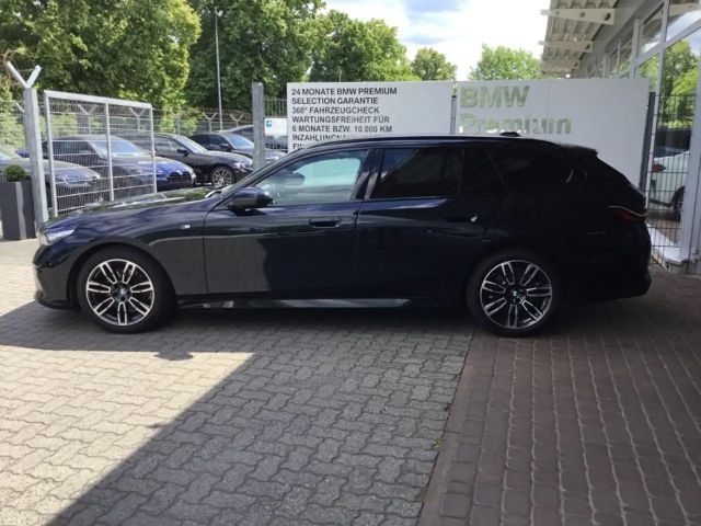 BMW 520 520d M-Sport Touring
