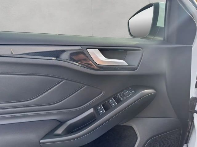 Ford Focus EcoBoost ST Line