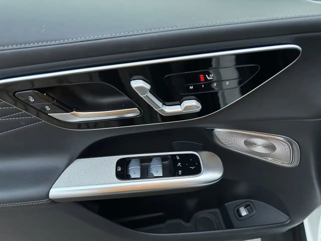 Mercedes-Benz GLC 300 AMG Line