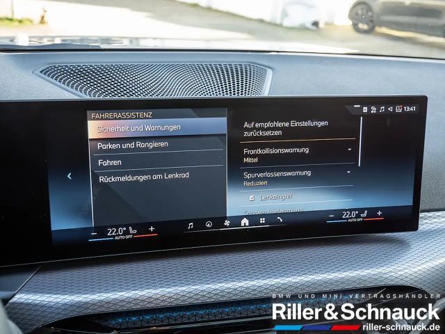 BMW 320 320i M-Sport Touring