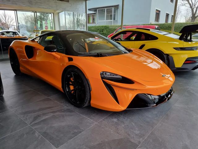McLaren Artura Performance Black Paket Lift Sport Auspuff Clubsp.