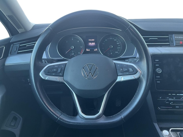 Volkswagen Passat 2.0 TDI Business DSG Variant