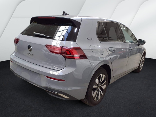 Volkswagen Golf 1.5 eTSI DSG
