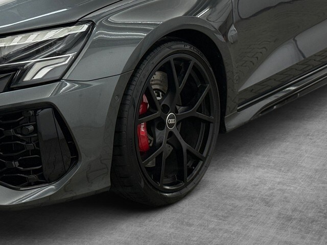 Audi RS3 Quattro S-Tronic Sedan