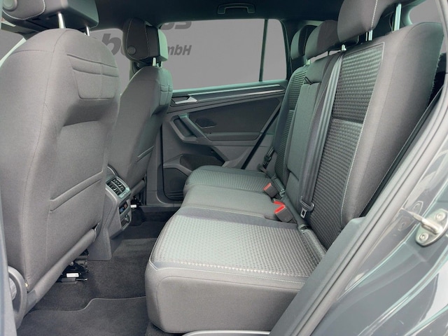 Volkswagen Tiguan Tiguan 2.0 TDI DSG "UNITED" ab 3,99% ACC Einpark. LED Navi Standh. Lane Ass.