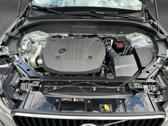 Volvo XC60 AWD Core