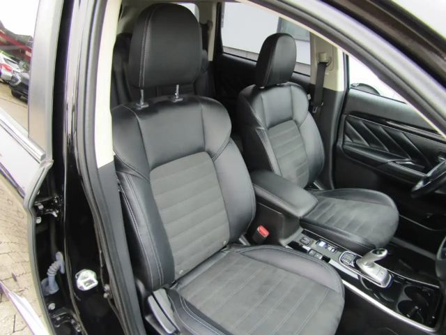 Mitsubishi Outlander 4WD