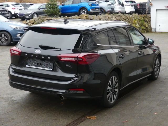 Ford Focus Titanium Wagon