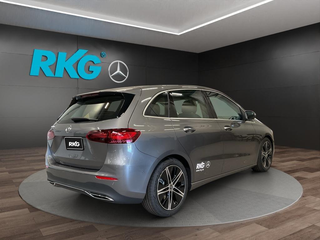 Mercedes-Benz B 200 Progressive Sedan