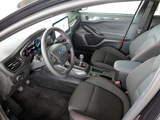 Ford Focus ST Line Wagon