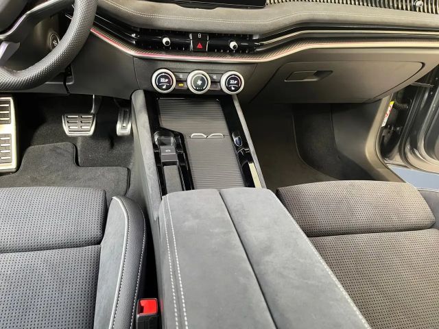 Skoda Superb 2.0 TDI 4x4 Combi Sportline