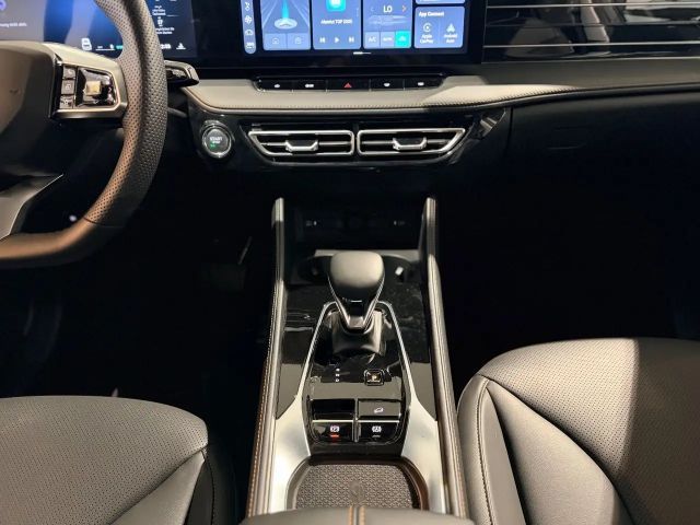 MG HS PHEV // PLUG-IN-HYBRID