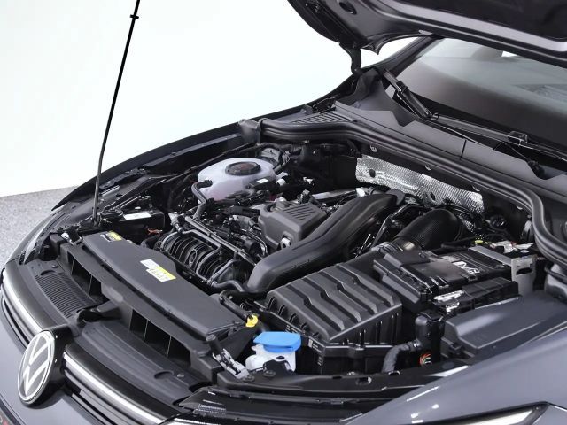 Volkswagen Golf 1.5 eTSI DSG Style Variant