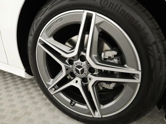 Mercedes-Benz A 200 AMG Line