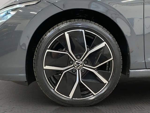 Volkswagen Golf 1.5 eTSI DSG Golf VIII Style