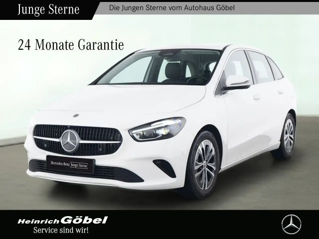 Mercedes-Benz B 200 Progressive Sedan