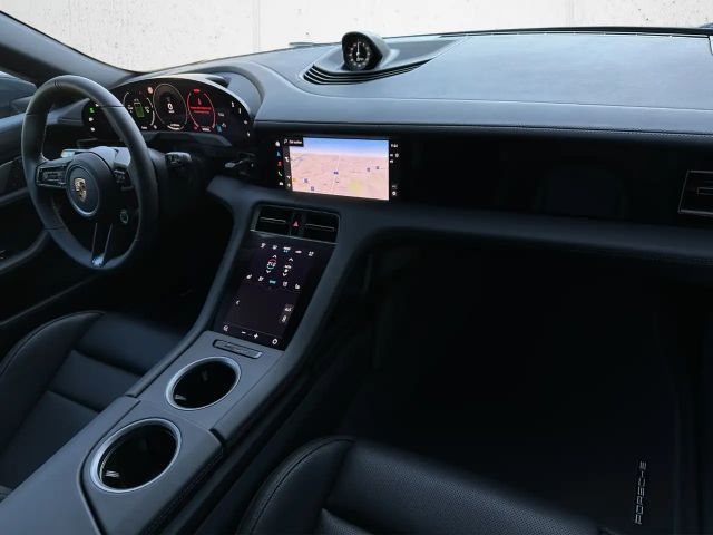 Porsche Taycan 4S Cross Turismo