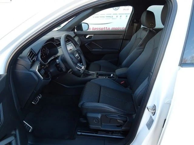 Audi Q3 40 TFSI Business Quattro S-Line