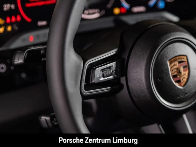 Porsche Taycan 4 Cross Turismo