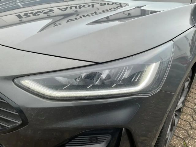 Ford Focus ST Line Wagon