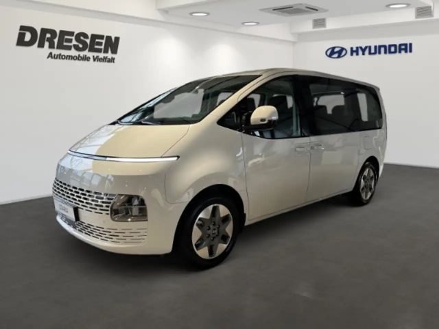 Hyundai Staria Trend