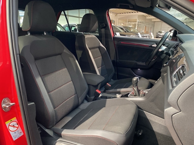 Volkswagen T-Roc 1.5 TSI DSG R-Line