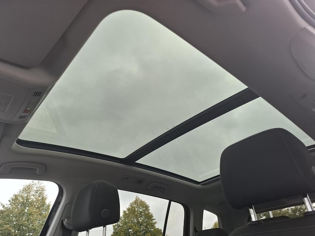 Volkswagen Touran 2.0 TDI Highline