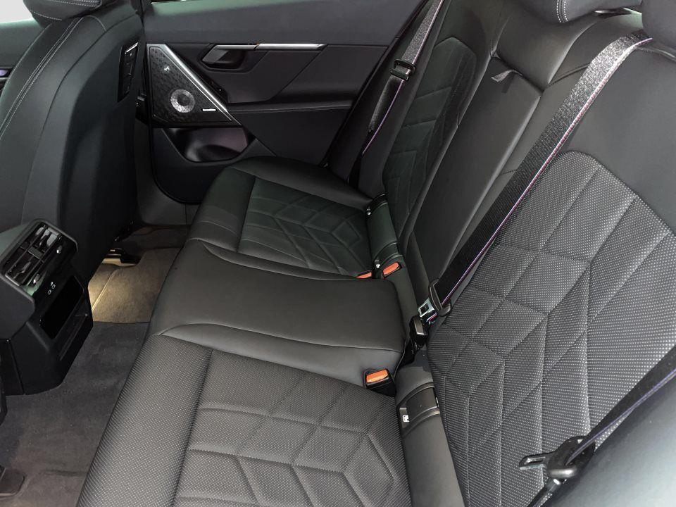 BMW i5 Sedan eDrive40