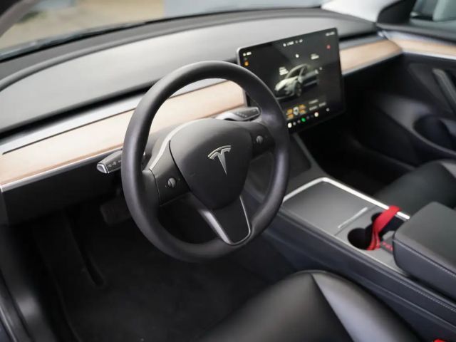 Tesla Model 3 Standard Range