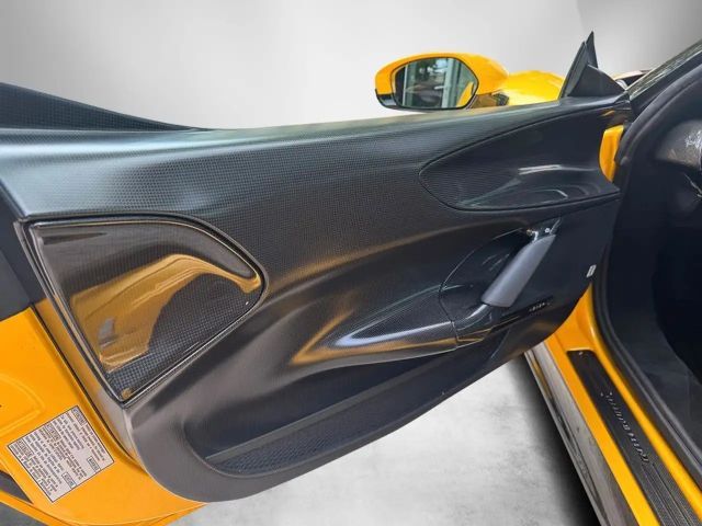 Ferrari SF90 Assetto Fiorano Stradale