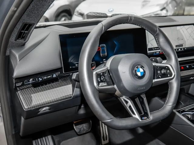 BMW 520 520i M-Sport Sedan