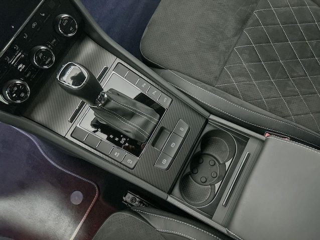 Skoda Superb 2.0 TDI Combi