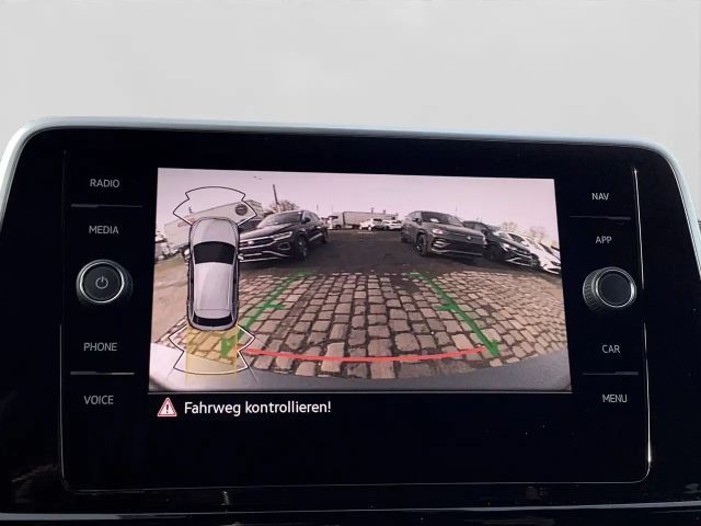 Volkswagen T-Roc 1.5 TSI DSG R-Line