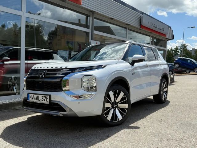 Mitsubishi Outlander 4WD PHEV