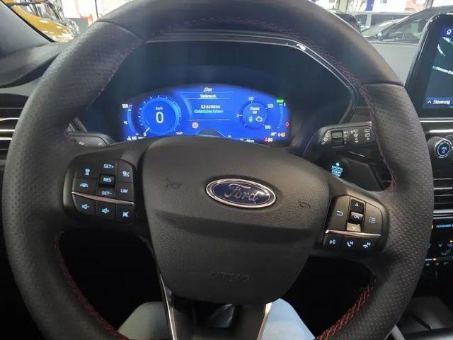 Ford Kuga Plug in Hybrid ST Line X