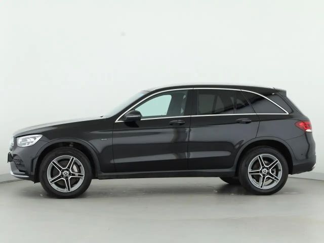 Mercedes-Benz GLC 300 4MATIC AMG Line