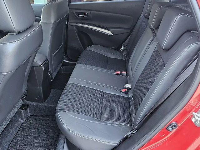 Suzuki S-Cross AllGrip Flash Hybrid