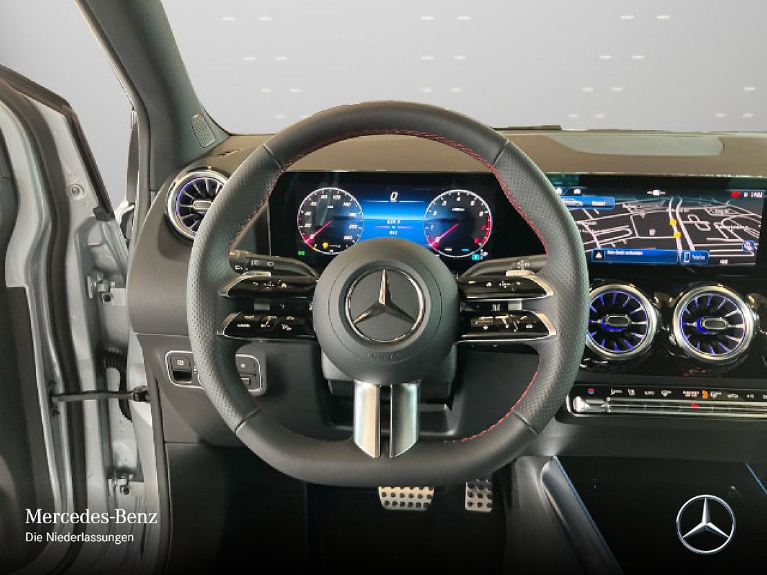 Mercedes-Benz B 220 4MATIC Sedan