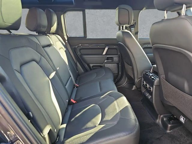 Land Rover Defender 110 Dynamic HSE