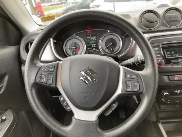 Suzuki Vitara Club Hybrid