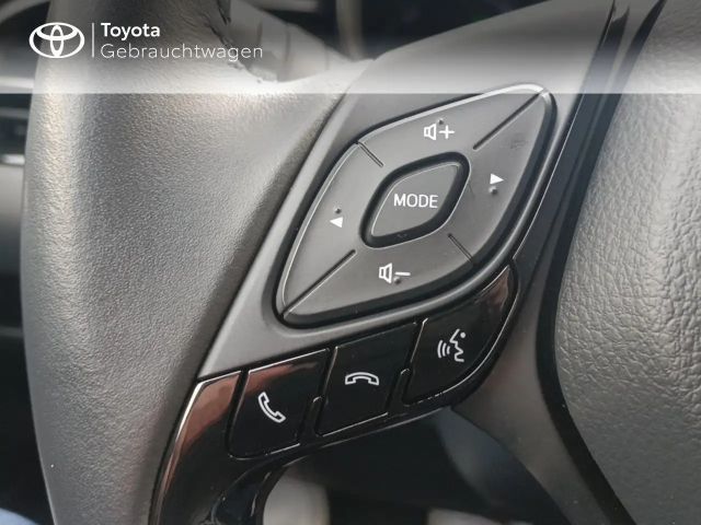 Toyota C-HR Hybride Team D