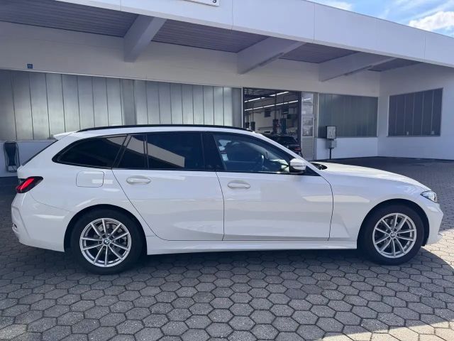 BMW 318 318i Touring