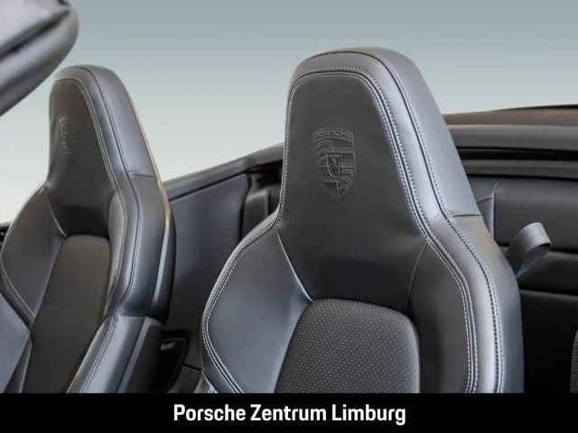 Porsche 992 Cabrio Carrera