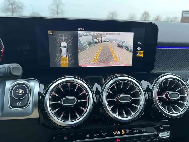 Mercedes-Benz GLB 180 AMG Line