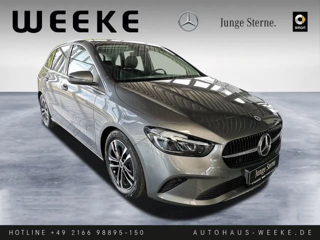 Mercedes-Benz B 200 Progressive Sedan