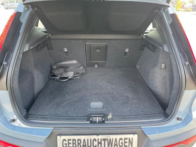 Volvo XC40 Dark Plus T4