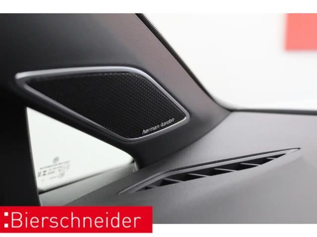 Volkswagen Golf 1.5 eTSI DSG R-Line Style