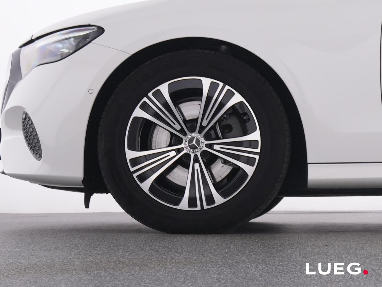 Mercedes-Benz E 200 AVANTGARDE Estate