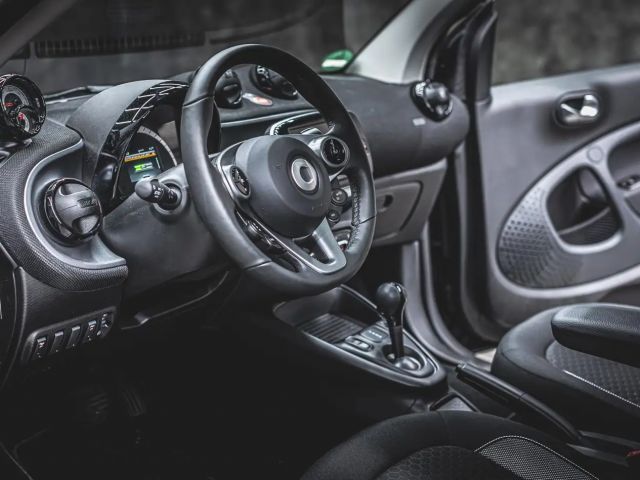 Smart EQ fortwo Cool Passion