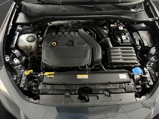 Seat Leon 1.5 eTSI FR-lijn Sportstourer